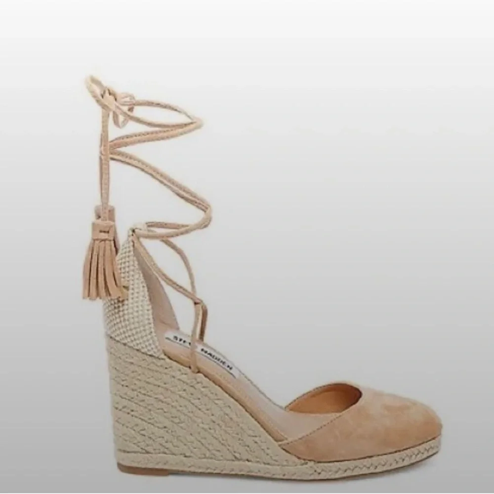 STEVE MADDEN Bestow Lace up wedges, Size 9.5M